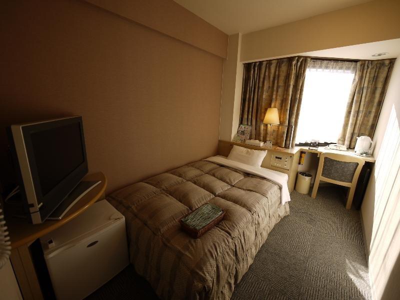 Hotel Route-Inn Grand Tokyo Toyocho Bagian luar foto