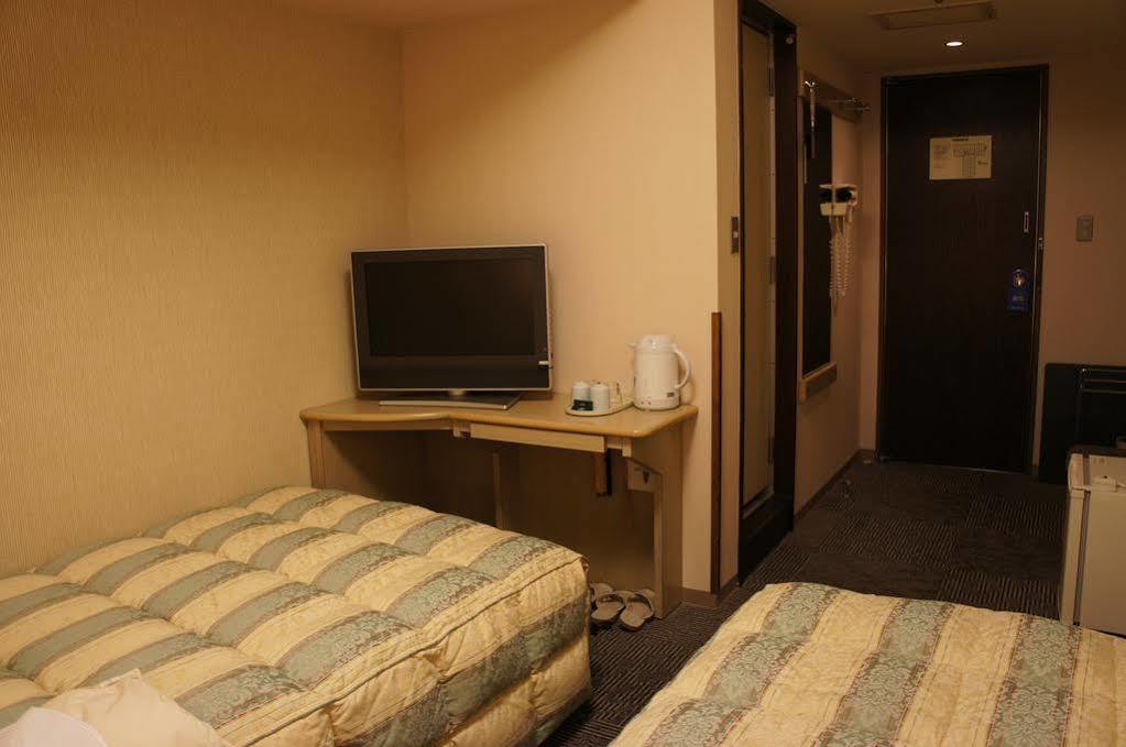 Hotel Route-Inn Grand Tokyo Toyocho Bagian luar foto