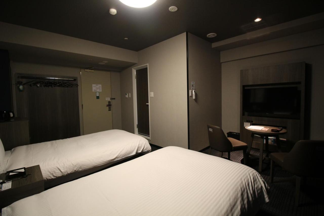 Hotel Route-Inn Grand Tokyo Toyocho Bagian luar foto